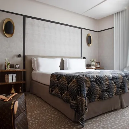 Esprit Saint Germain Parigi
