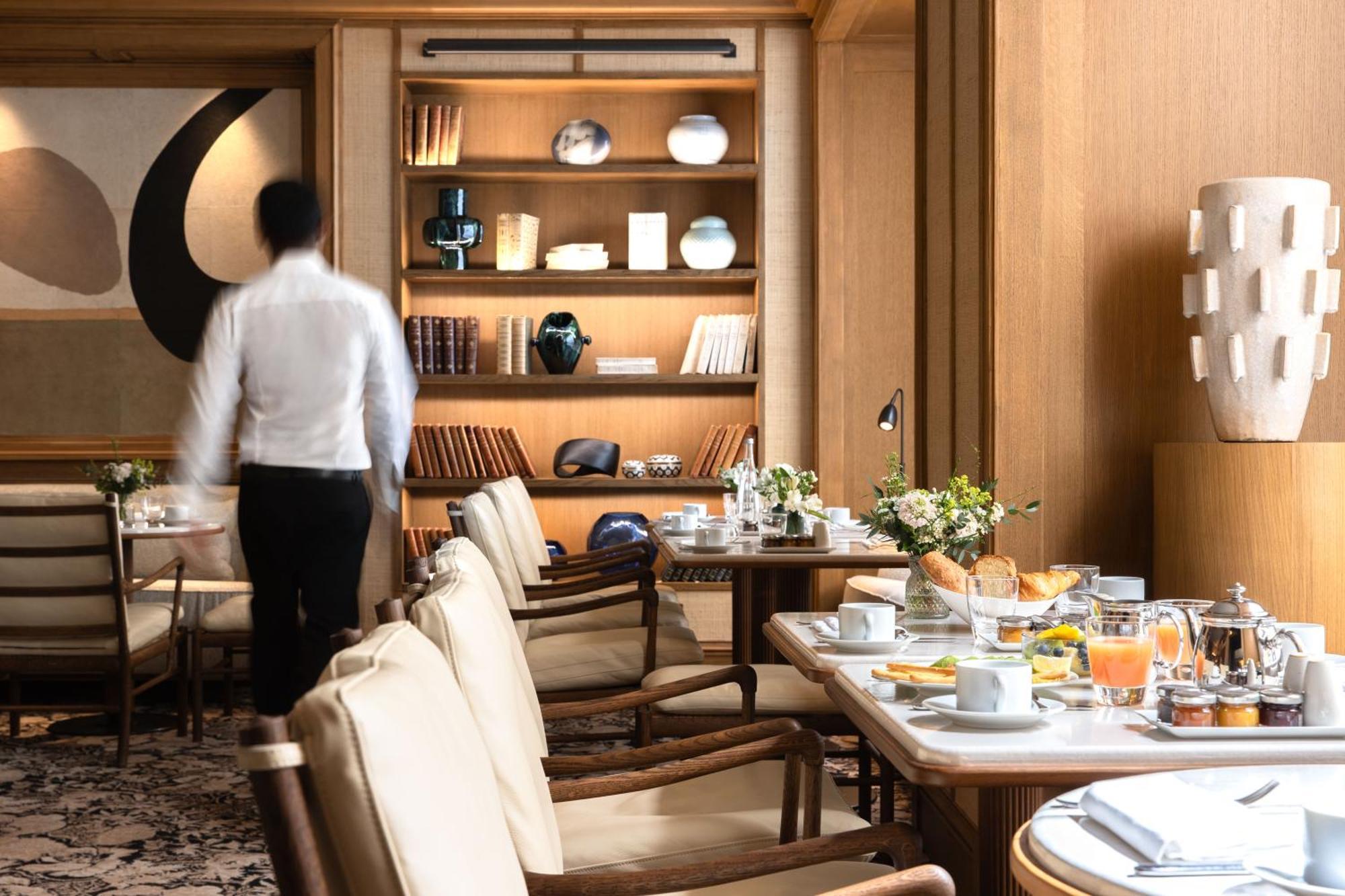 Esprit Saint Germain 5* Paris